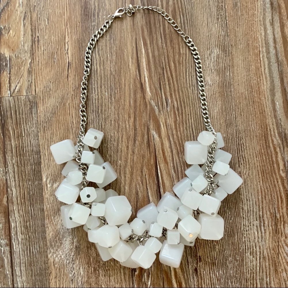 ⚡️H&M Chunky Statement Necklace